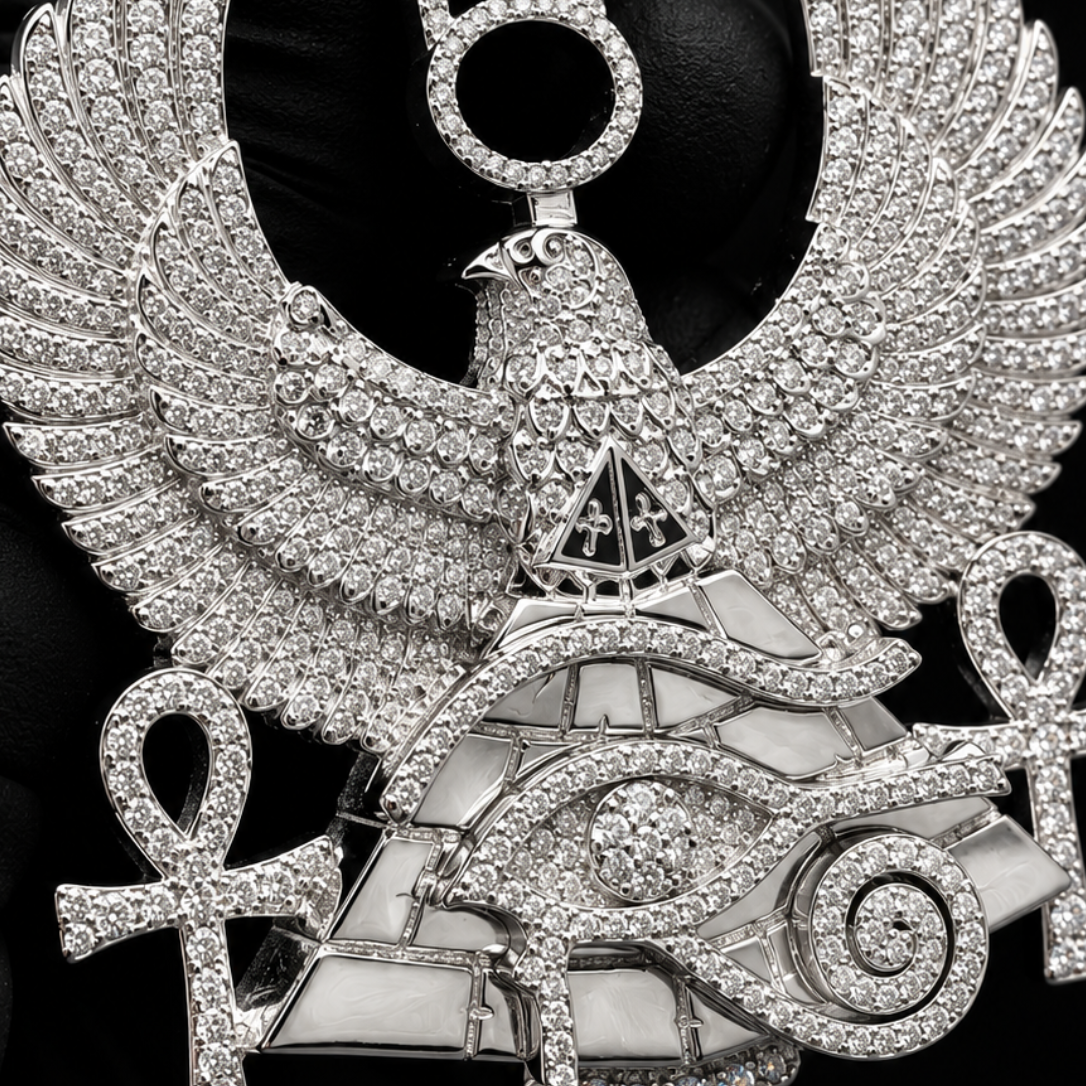 "THE PHARAOH’S GUARDIAN" (Moissanite)