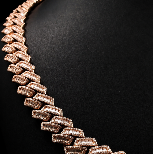 Baguette Set Cuban Link 12mm (Moissanite)